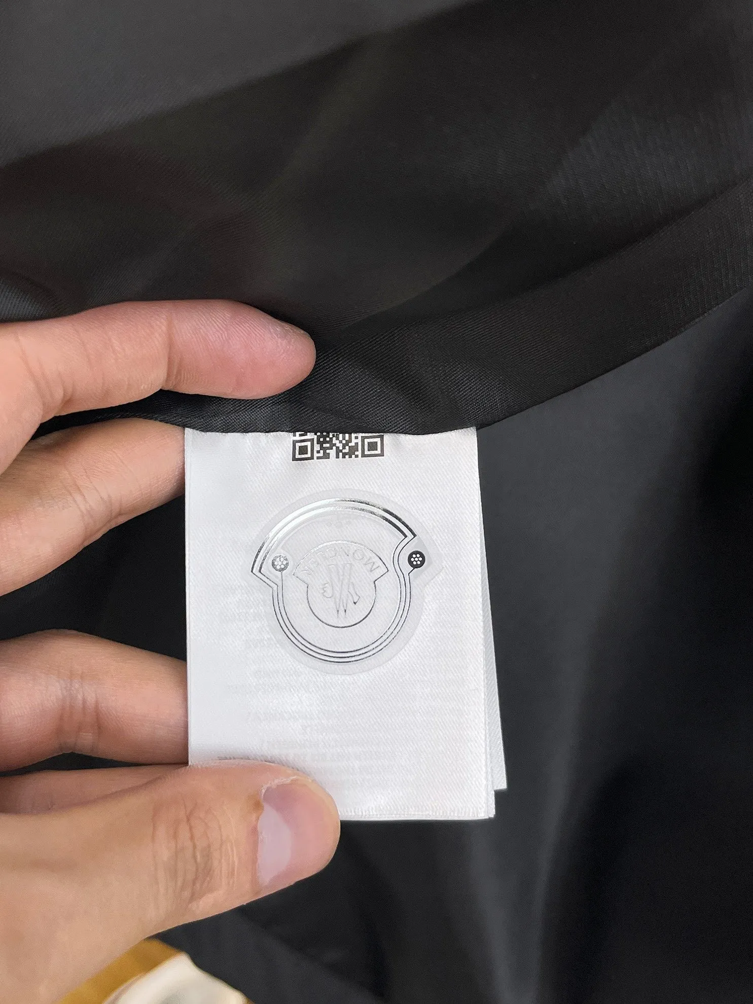 Same Style， ， 2026 New Arrival ， Original Premium Breathable ， ， ， Quality。 ， Sizes：M～3XL